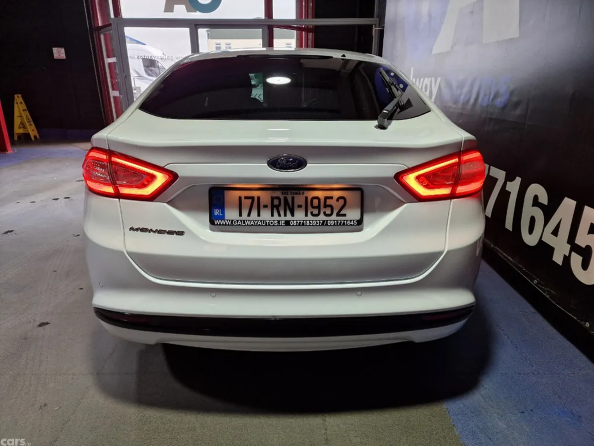Ford Mondeo Hatchback, Diesel, 2017, White