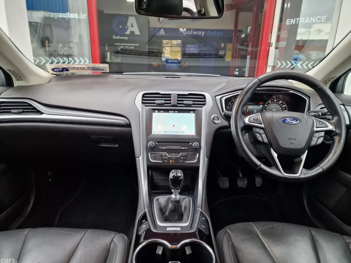 Ford Mondeo Hatchback, Diesel, 2017, White