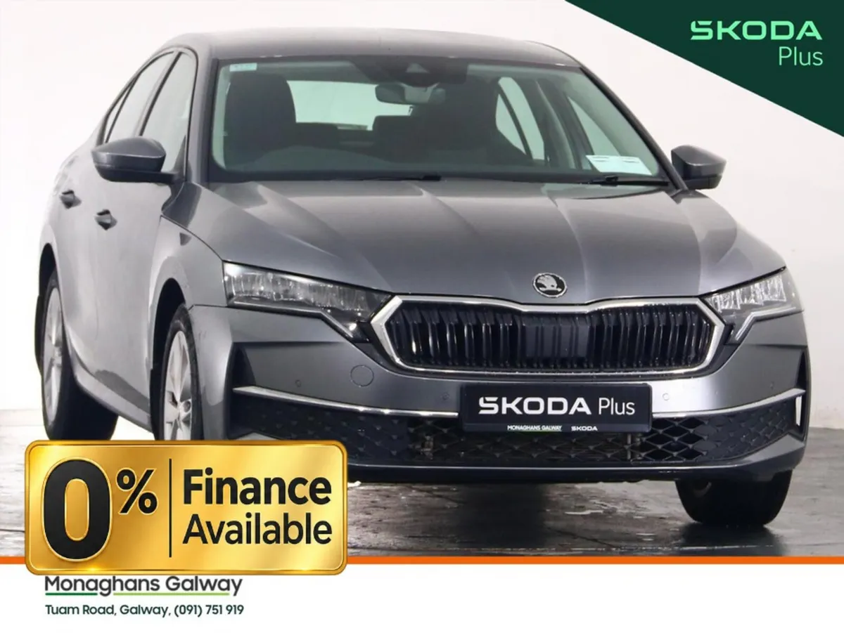 Skoda Octavia Hatchback, Diesel, 2024, Grey