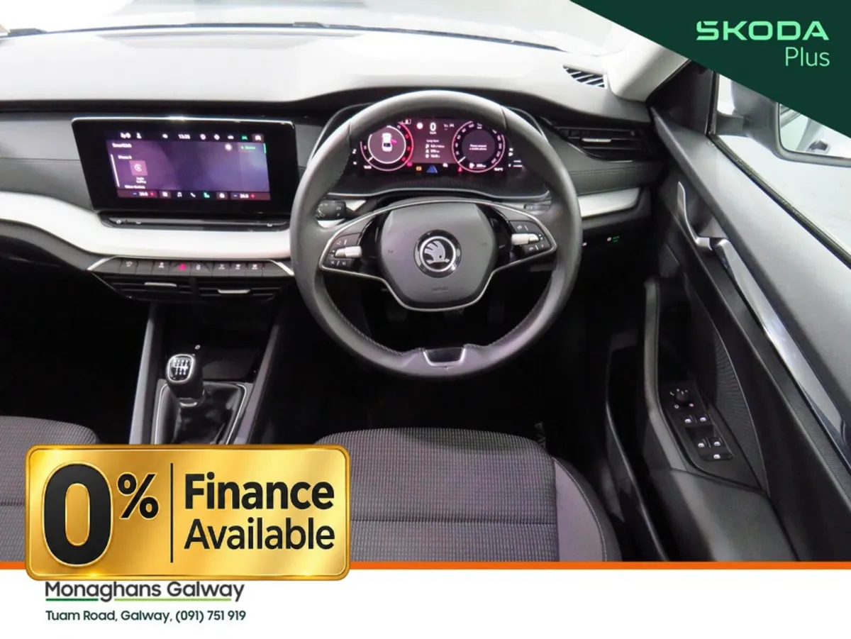 Skoda Octavia Hatchback, Diesel, 2024, Grey