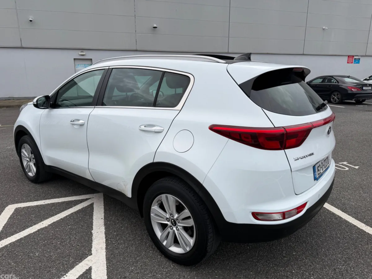 Kia Sportage MPV, Diesel, 2016, White