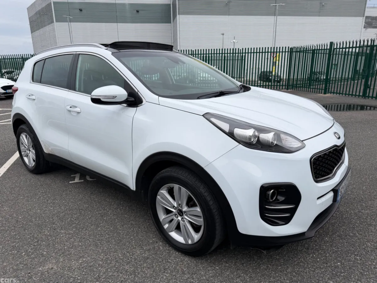 Kia Sportage MPV, Diesel, 2016, White