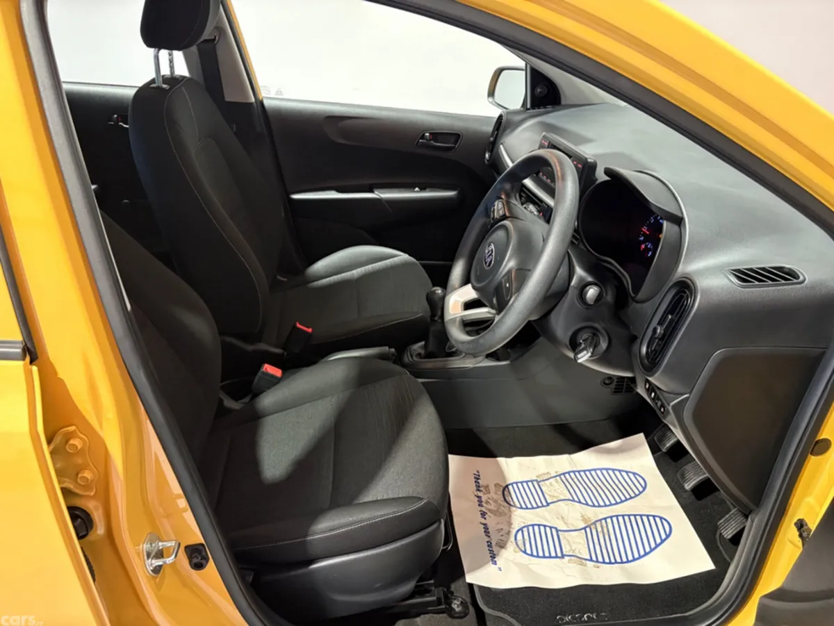 Kia Picanto Hatchback, Petrol, 2021, Yellow