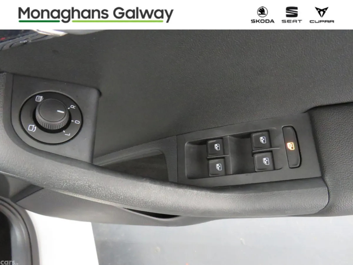 Skoda Octavia Hatchback, Diesel, 2019, White