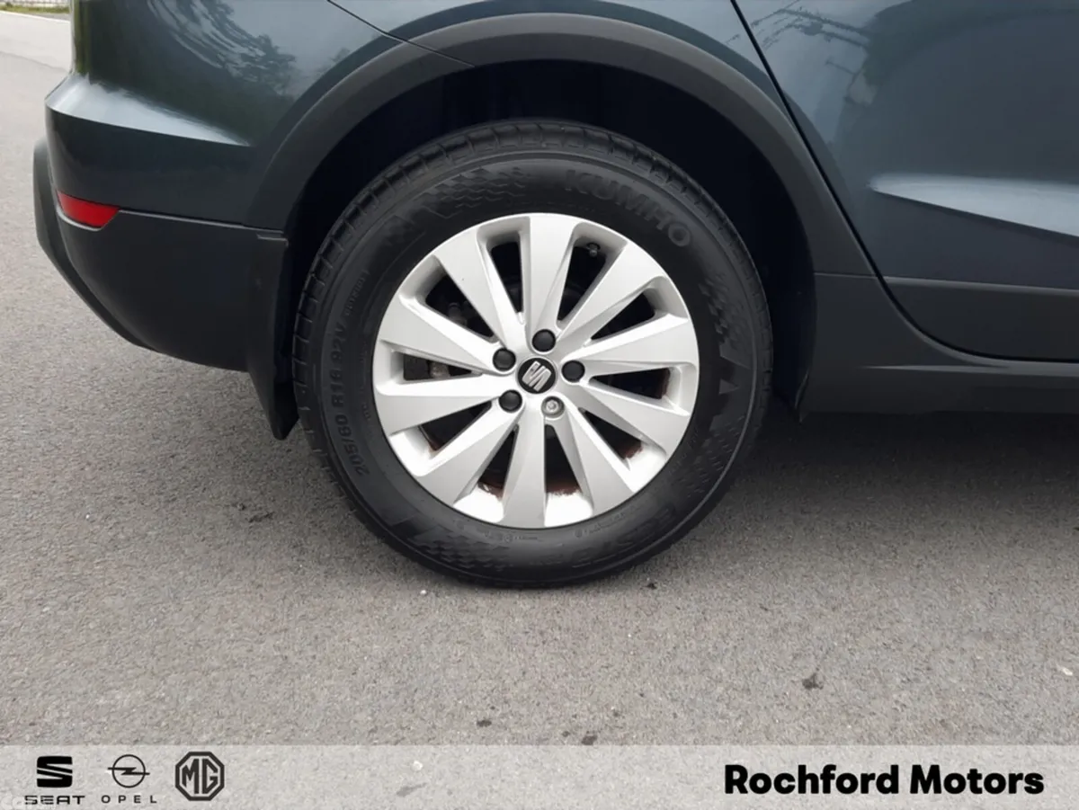 SEAT Arona Hatchback, Petrol, 2019, Grey