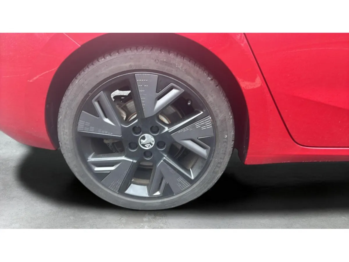 Opel Astra Hatchback, Electric, 2025, Red