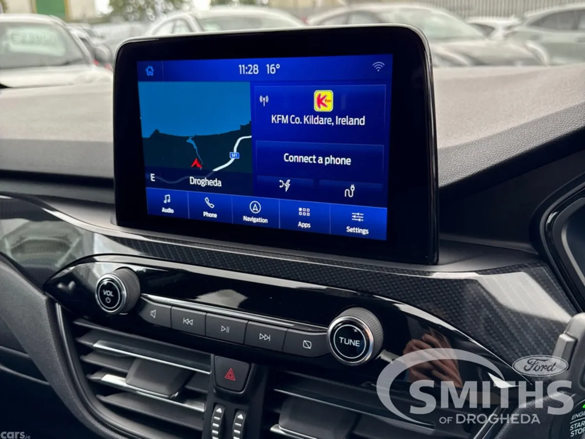 Ford Kuga MPV, Petrol Plug-in Hybrid, 2023, Grey