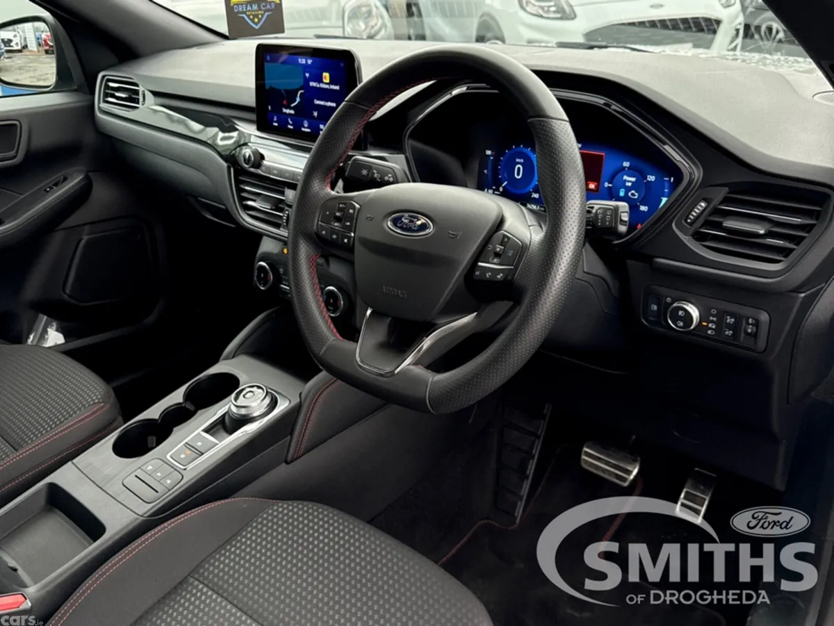 Ford Kuga MPV, Petrol Plug-in Hybrid, 2023, Grey