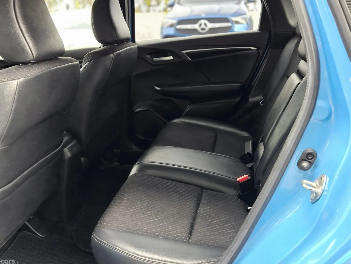 Honda Fit Hatchback, Petrol Hybrid, 2015, Blue