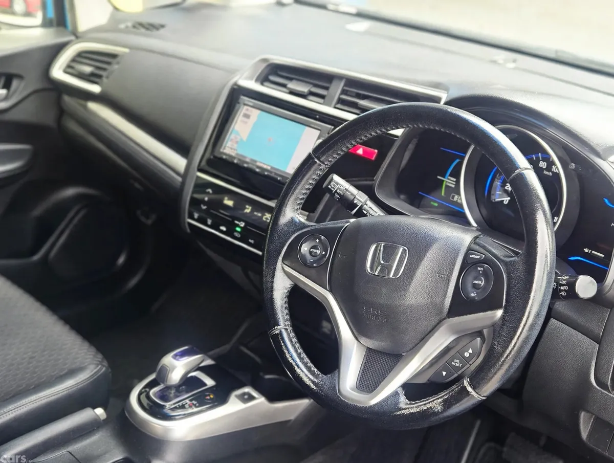 Honda Fit Hatchback, Petrol Hybrid, 2015, Blue