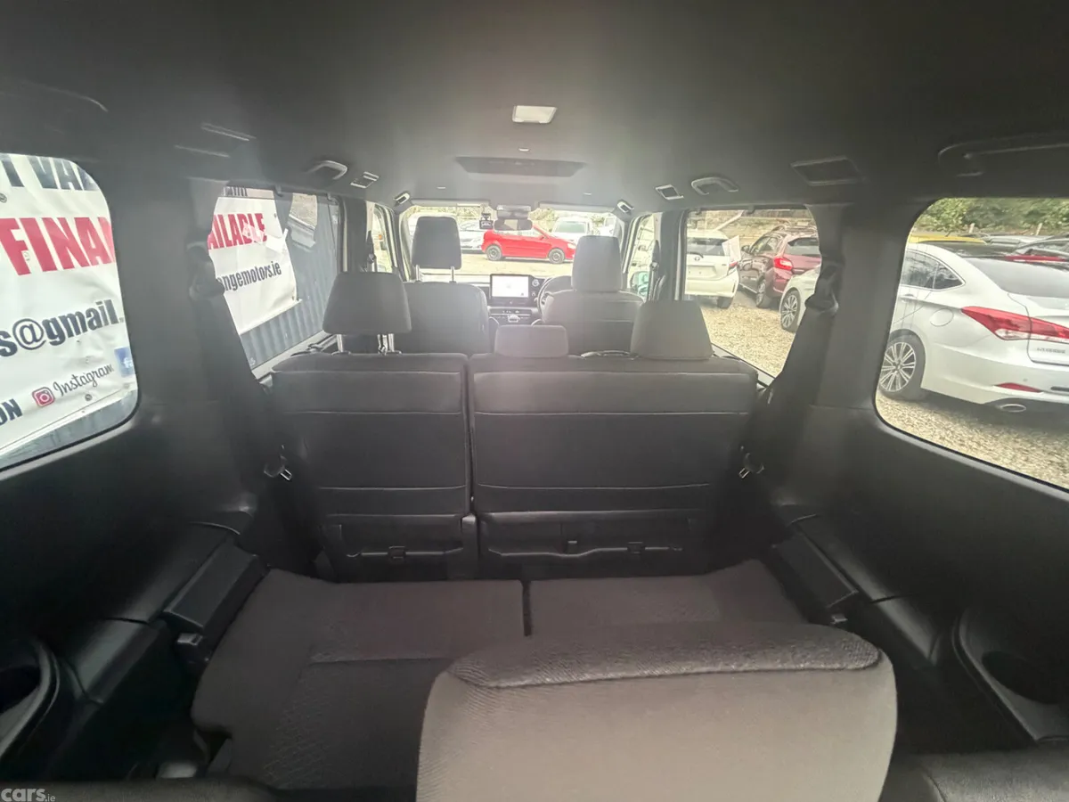 Toyota Noah MPV, Petrol Hybrid, 2023, White