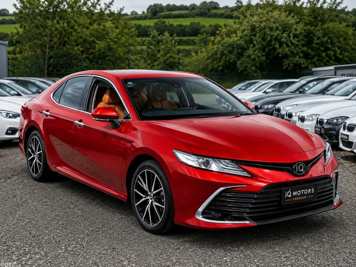 Toyota Camry Saloon, Petrol Hybrid, 2023, Red
