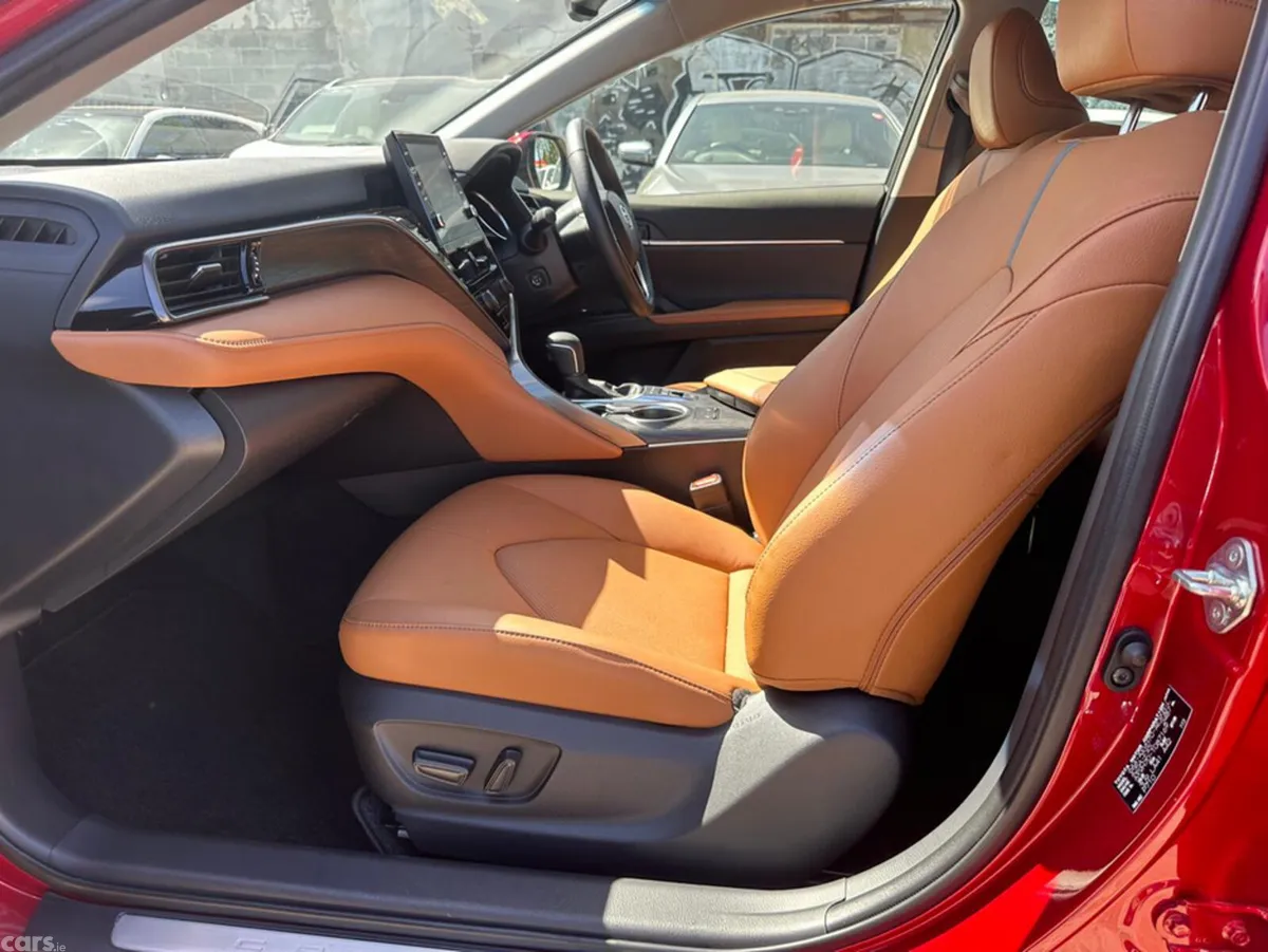 Toyota Camry Saloon, Petrol Hybrid, 2023, Red