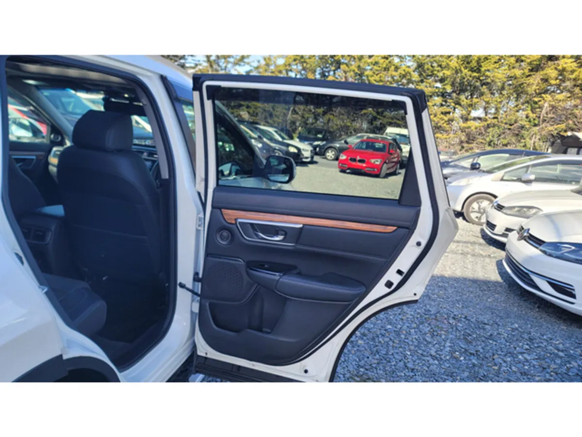 Honda CR-V SUV, Petrol Hybrid, 2017, White