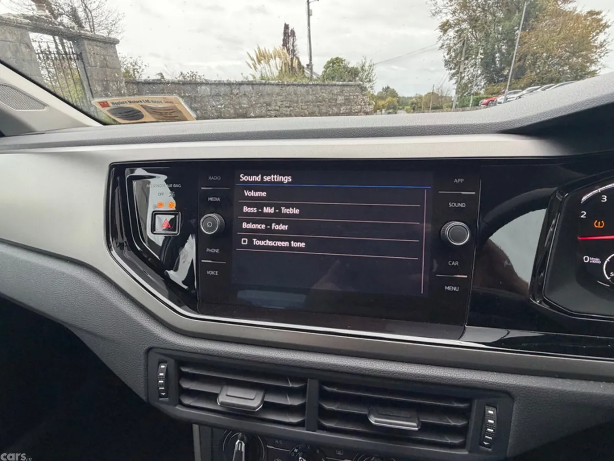 Volkswagen Polo Hatchback, Petrol, 2021, Silver