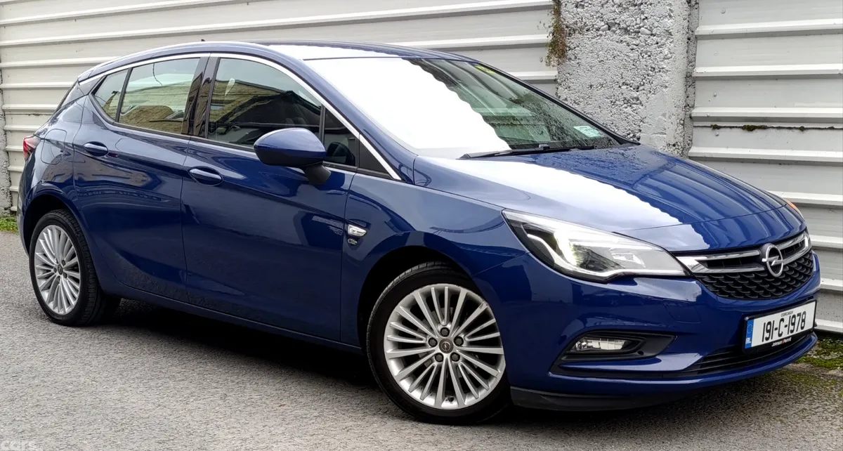 Opel Astra Hatchback, Diesel, 2019, Blue