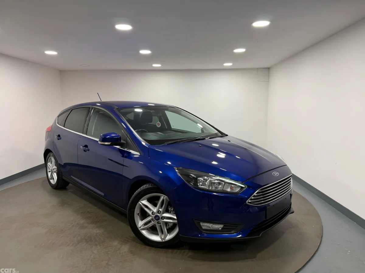 Ford Focus Hatchback, Diesel, 2017, Blue