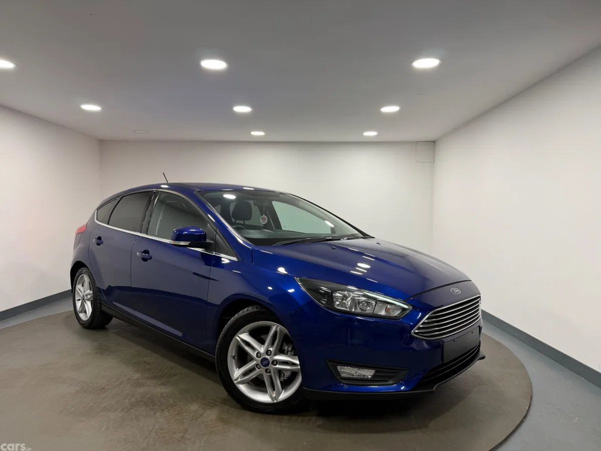 Ford Focus Hatchback, Diesel, 2017, Blue