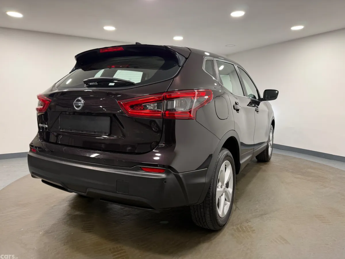 Nissan Qashqai SUV, Diesel, 2019, Black