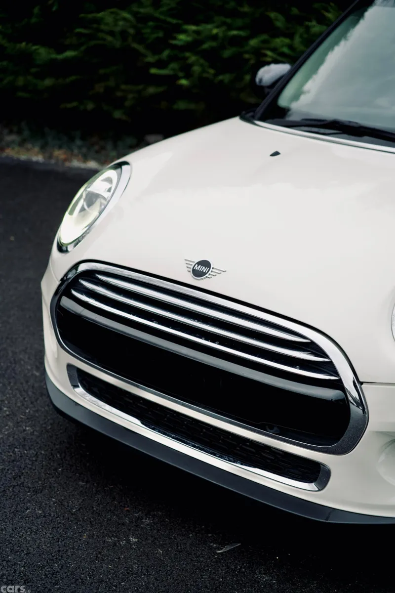Mini Cooper Hatchback, Diesel, 2019, White
