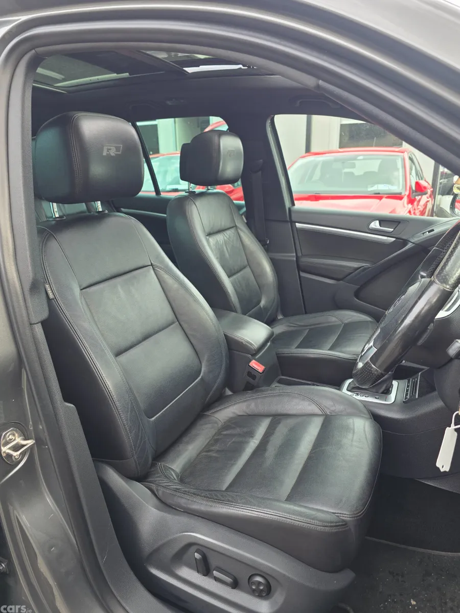 Volkswagen Tiguan SUV, Diesel, 2015, Grey