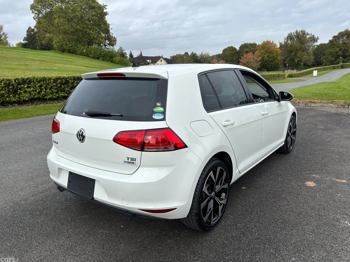 Volkswagen Golf Hatchback, Petrol, 2015, White