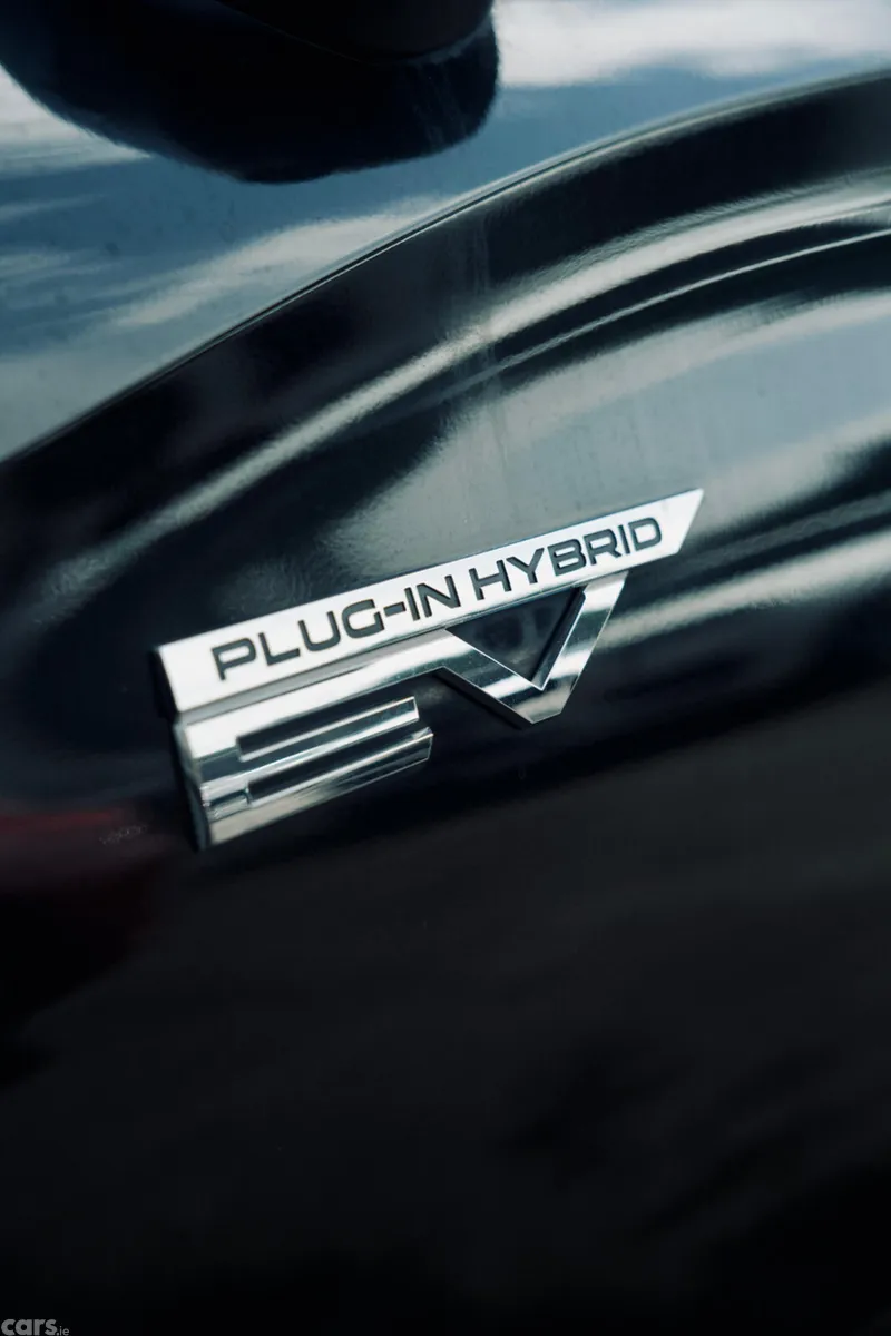 Mitsubishi Outlander SUV, Petrol Plug-in Hybrid, 2022, Black