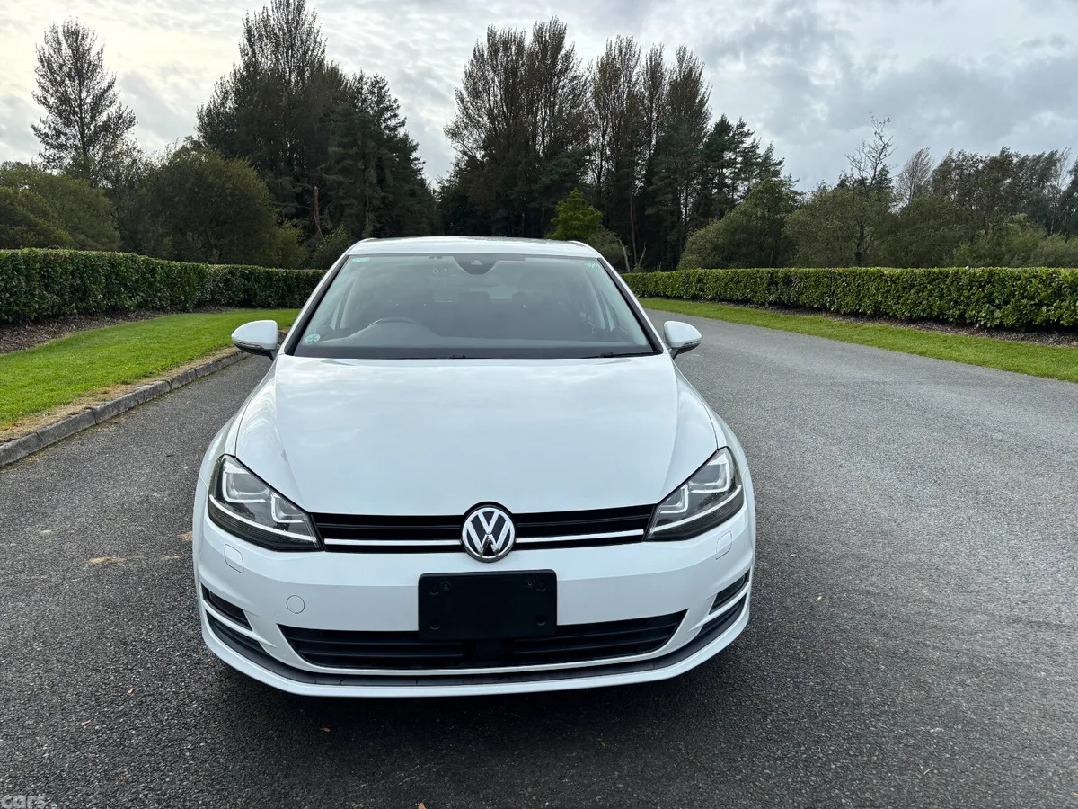 Volkswagen Golf Hatchback, Petrol, 2015, White