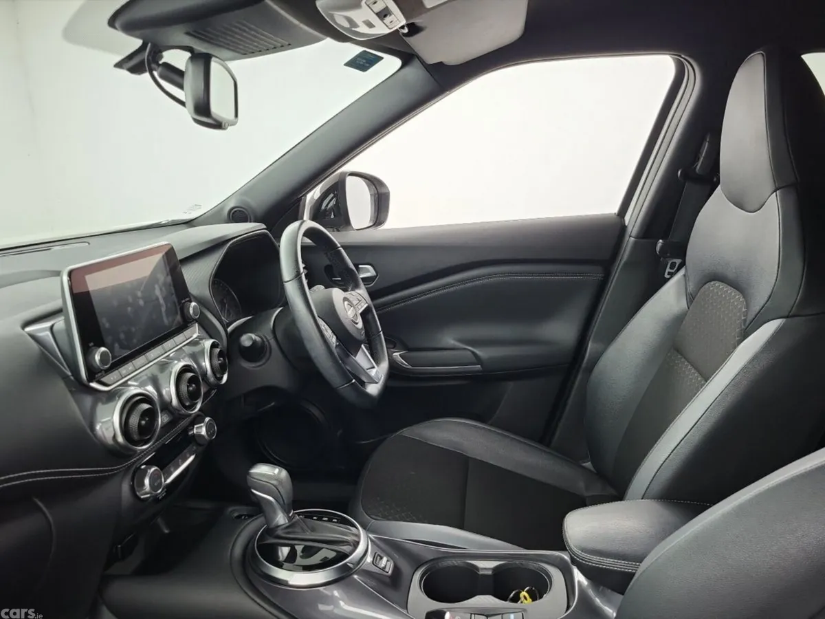 Nissan Juke SUV, Petrol, 2023, White