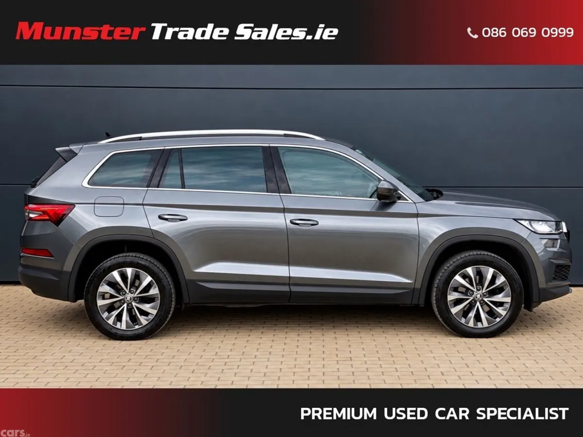 Skoda Kodiaq SUV, Petrol, 2023, Grey