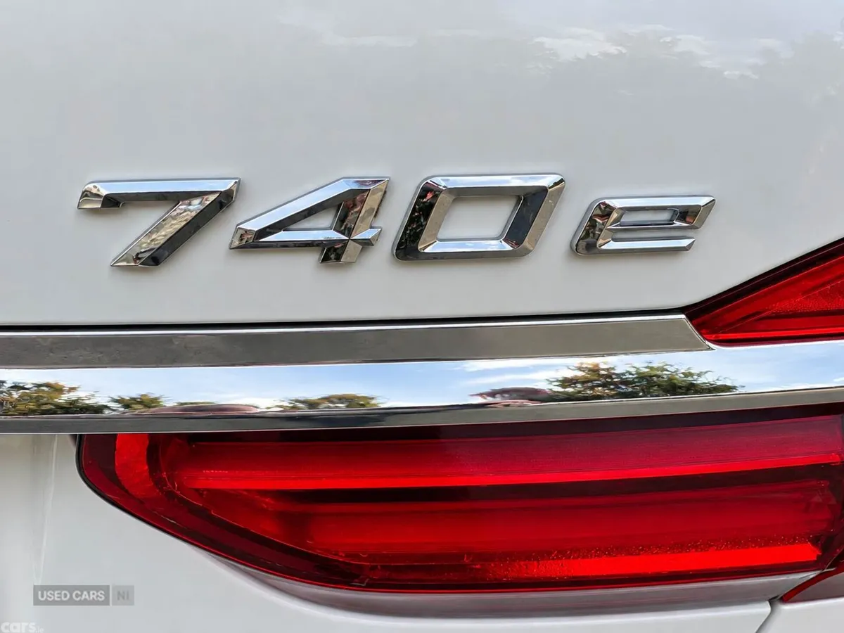 BMW 7-Series , Petrol Hybrid, 2017, White