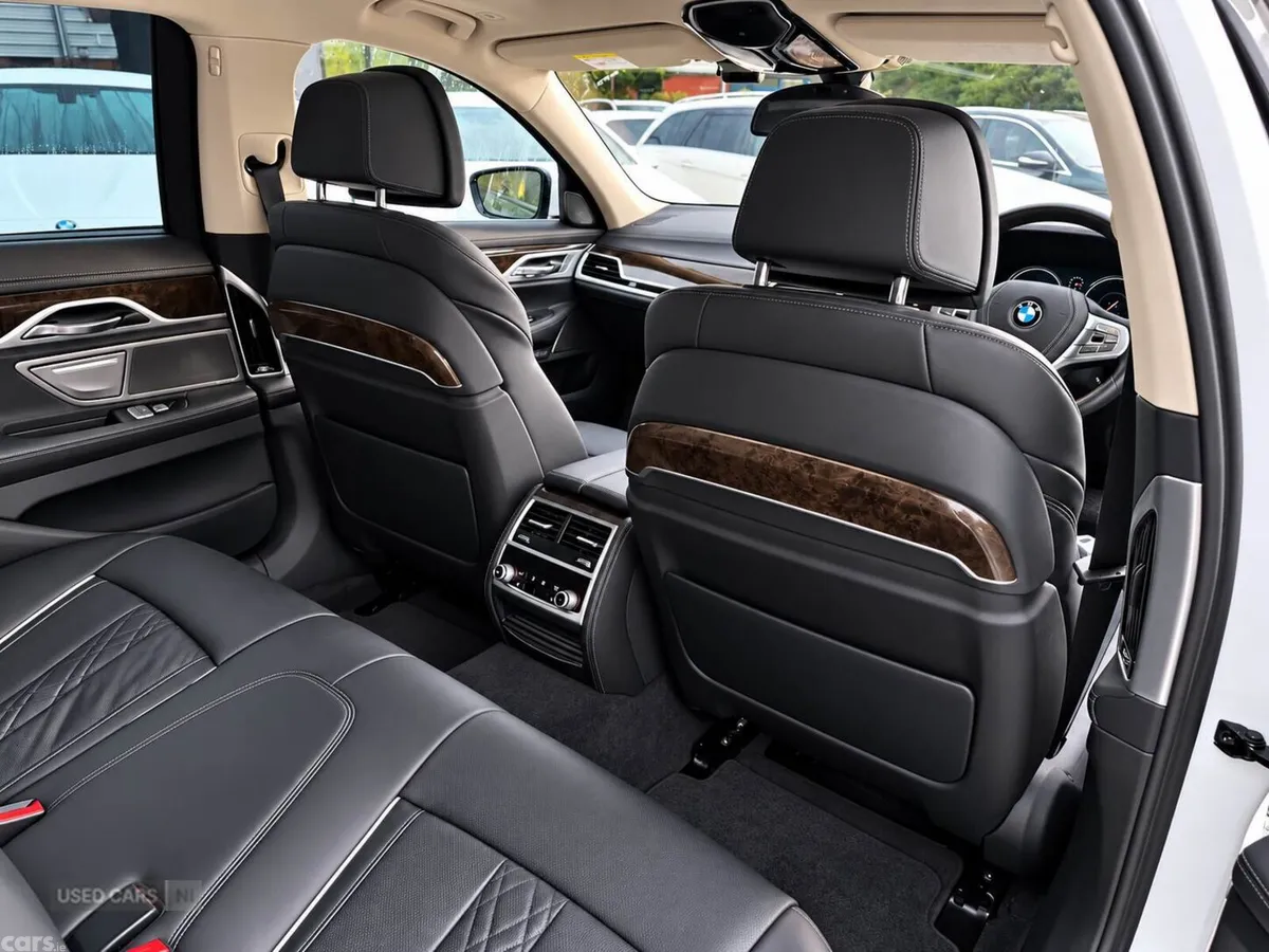 BMW 7-Series , Petrol Hybrid, 2017, White