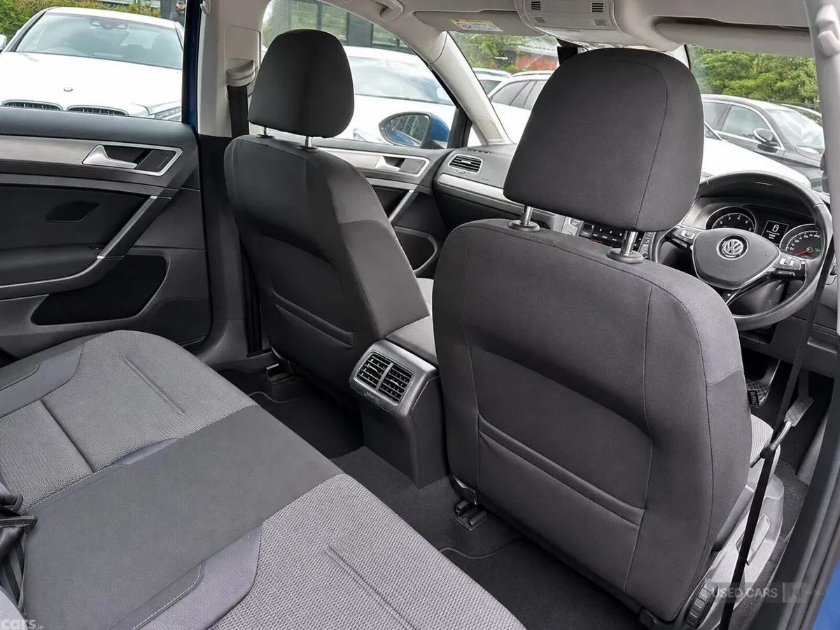Volkswagen Golf , Petrol, 2016, Blue
