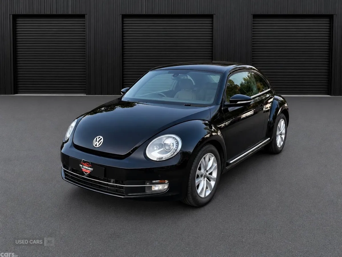 Volkswagen Beetle , Petrol, 2015, Black