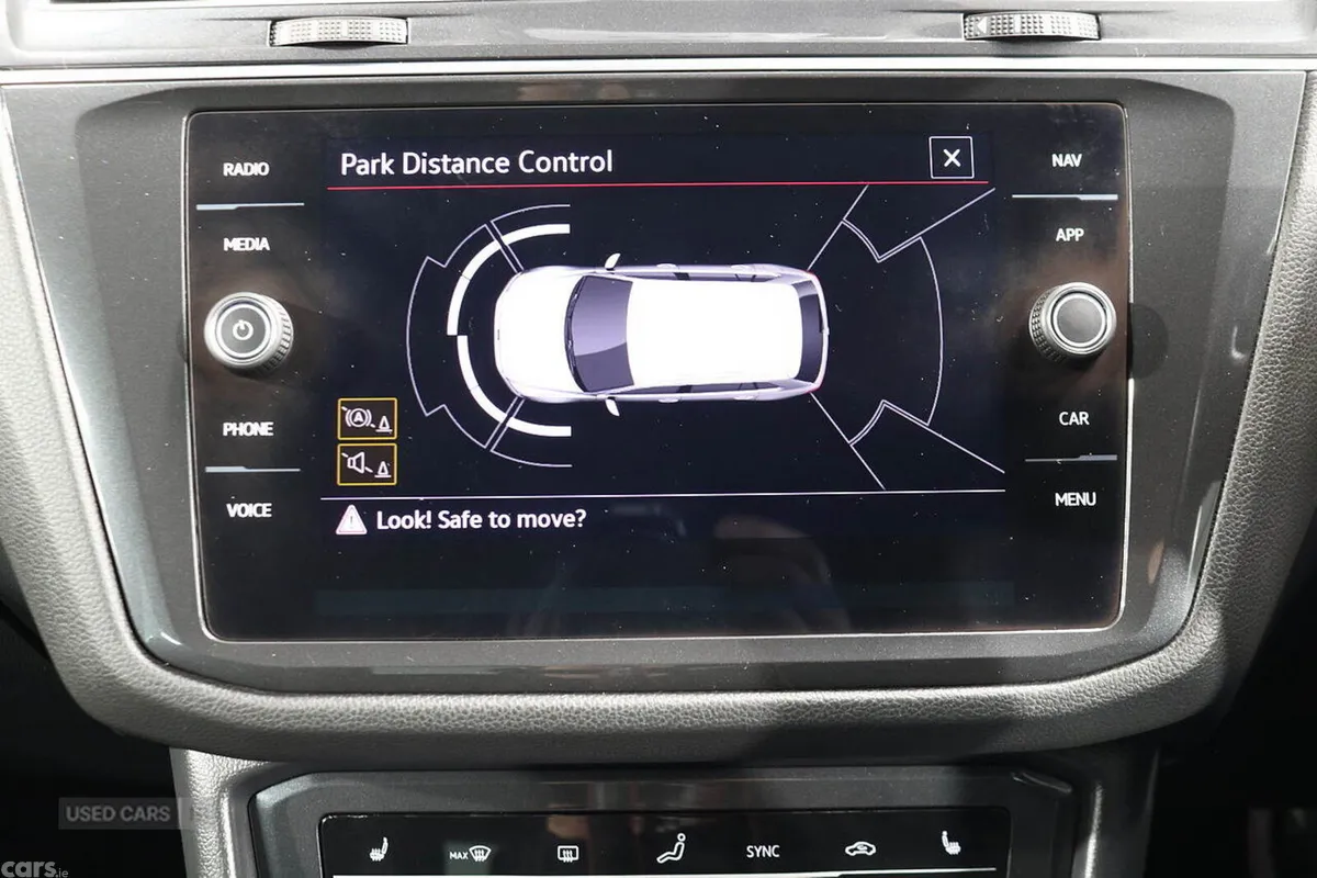 Volkswagen Tiguan SUV, Petrol, 2023, Blue