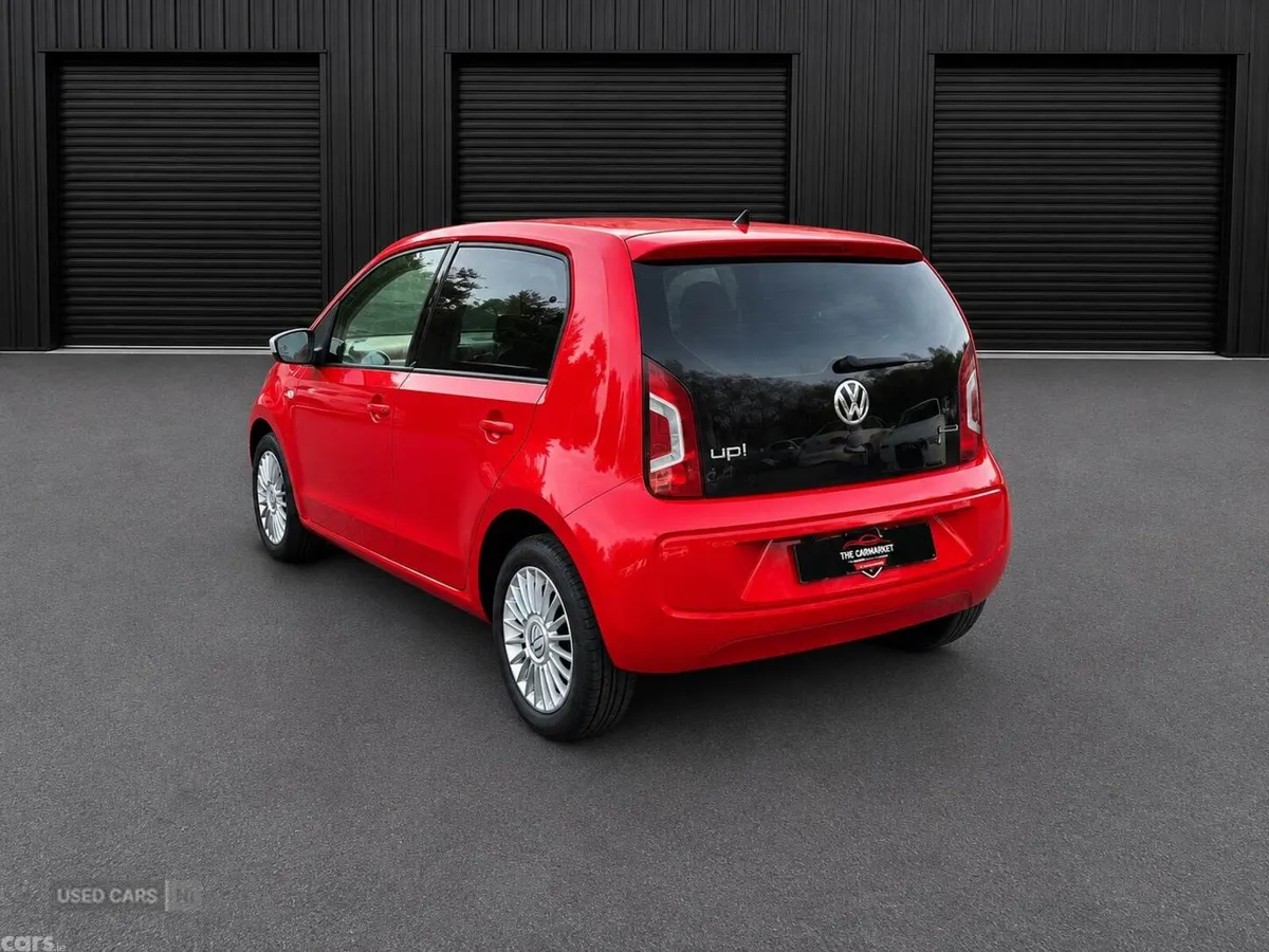 Volkswagen up! , Petrol, 2015, Red