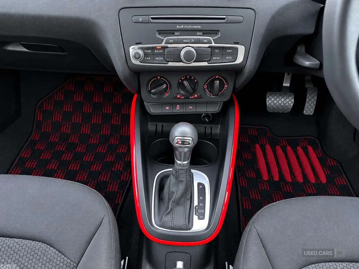 Audi A1 , Petrol, 2015, Red