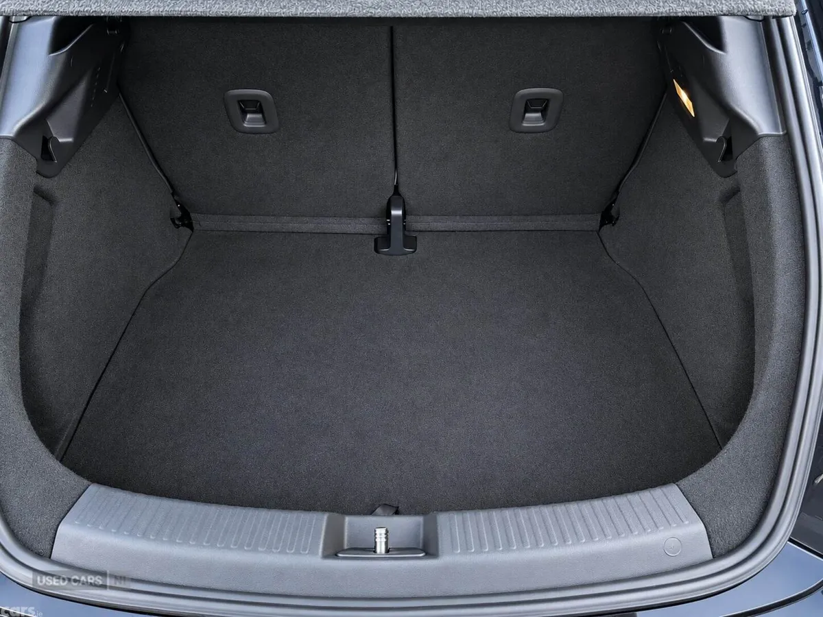 Volkswagen Beetle , Petrol, 2015, Black
