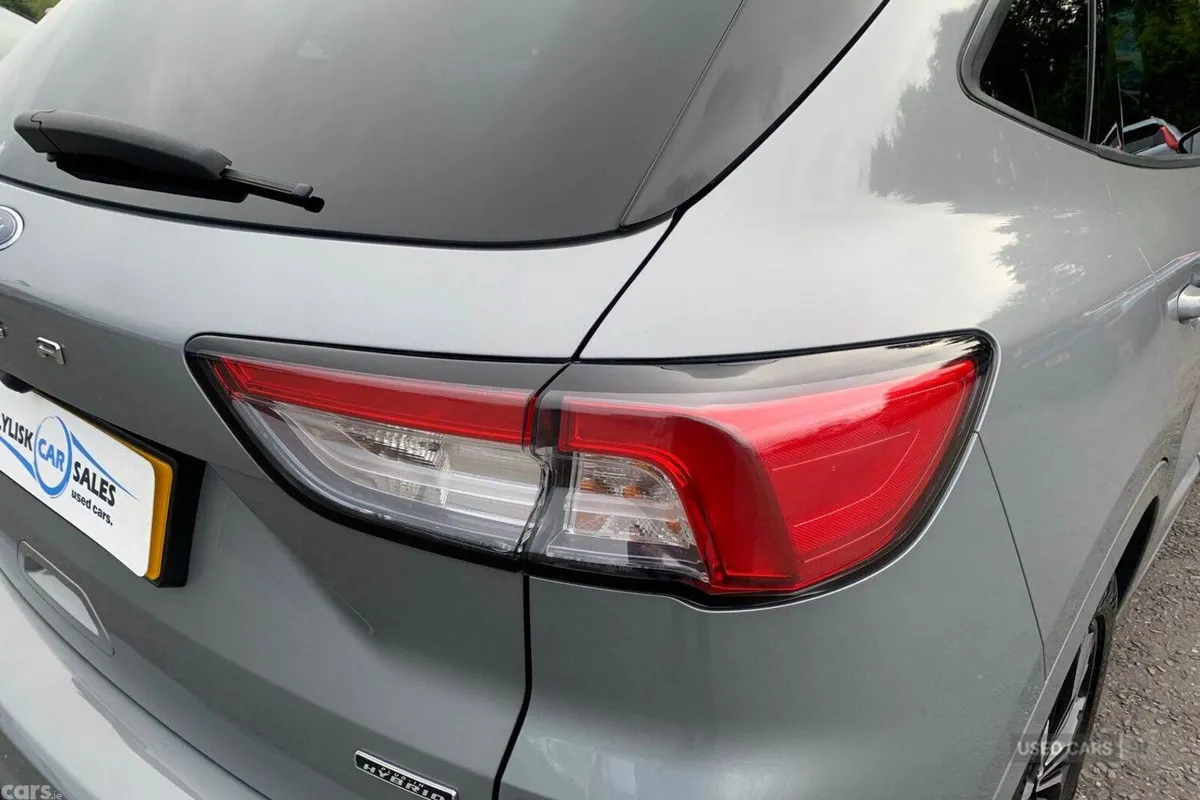 Ford Kuga SUV, Petrol Plug-in Hybrid, 2023, Silver
