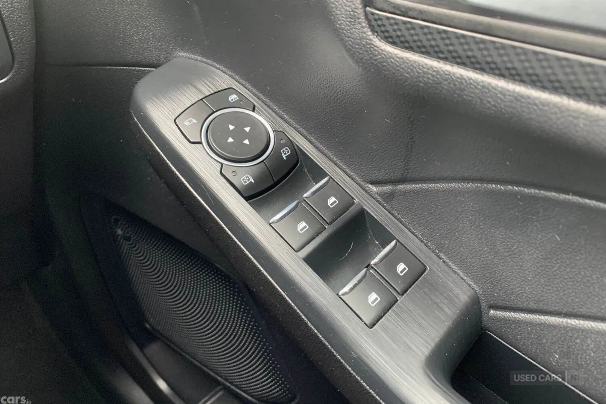 Ford Kuga SUV, Petrol Plug-in Hybrid, 2023, Silver