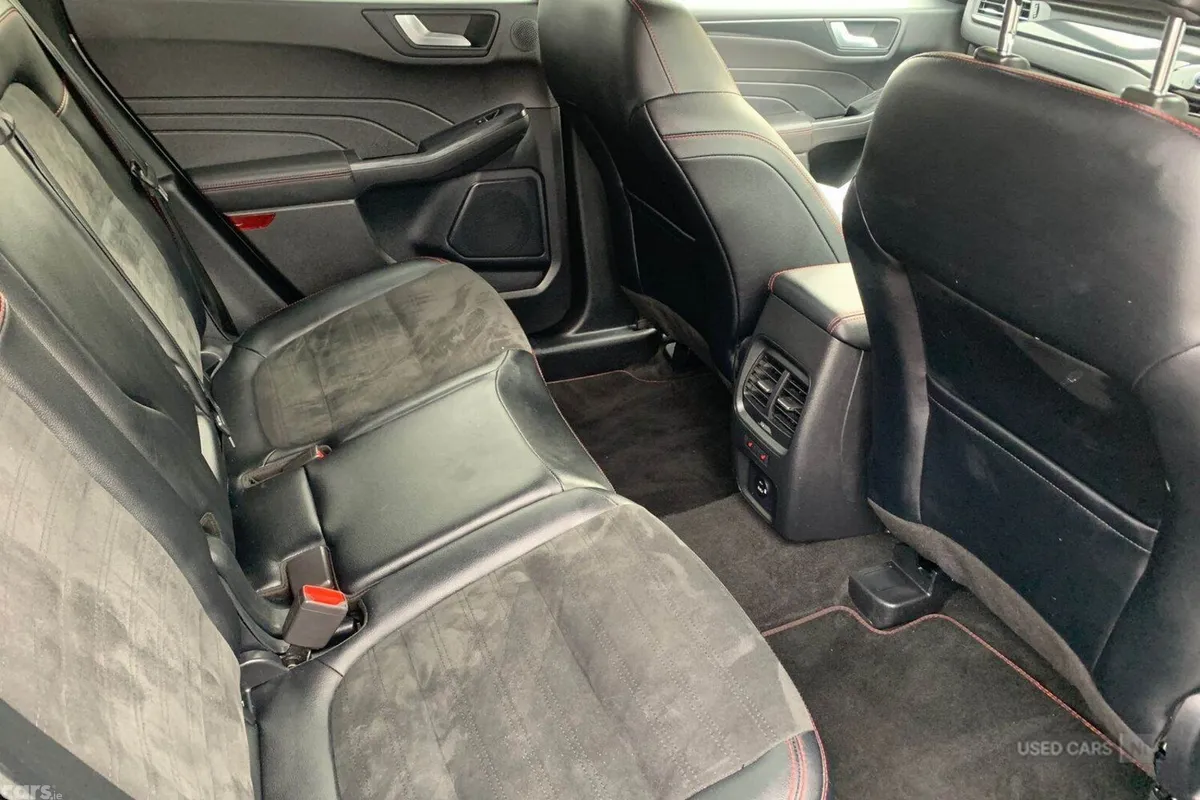 Ford Kuga SUV, Petrol Plug-in Hybrid, 2023, Silver