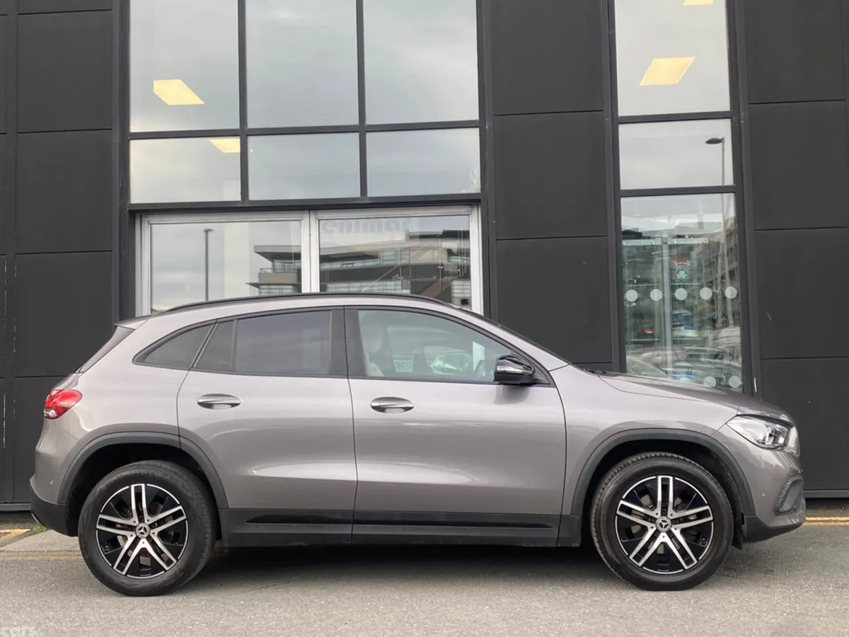 Mercedes-Benz GLA Estate, Diesel, 2022, Grey