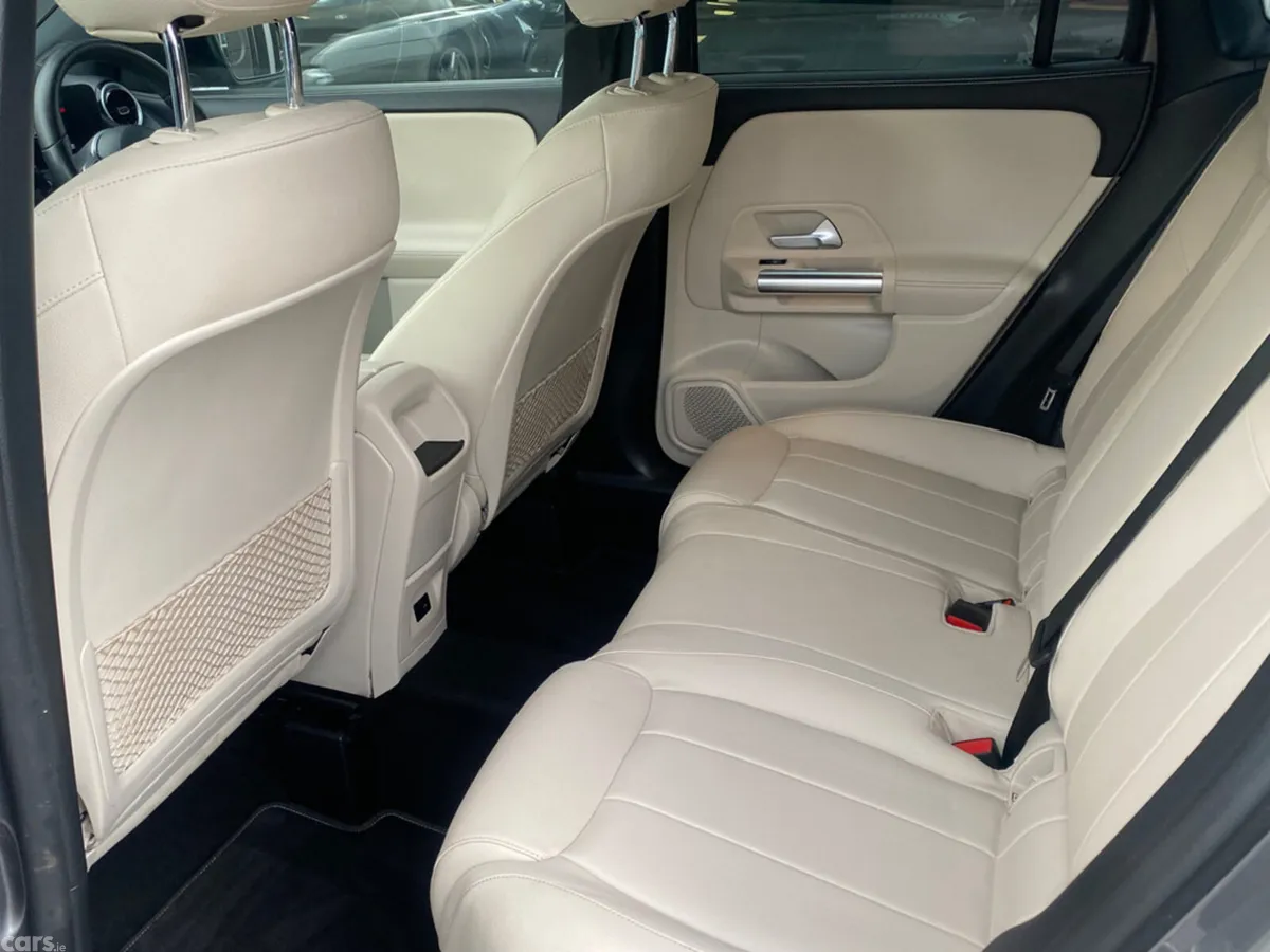Mercedes-Benz GLA Estate, Diesel, 2022, Grey