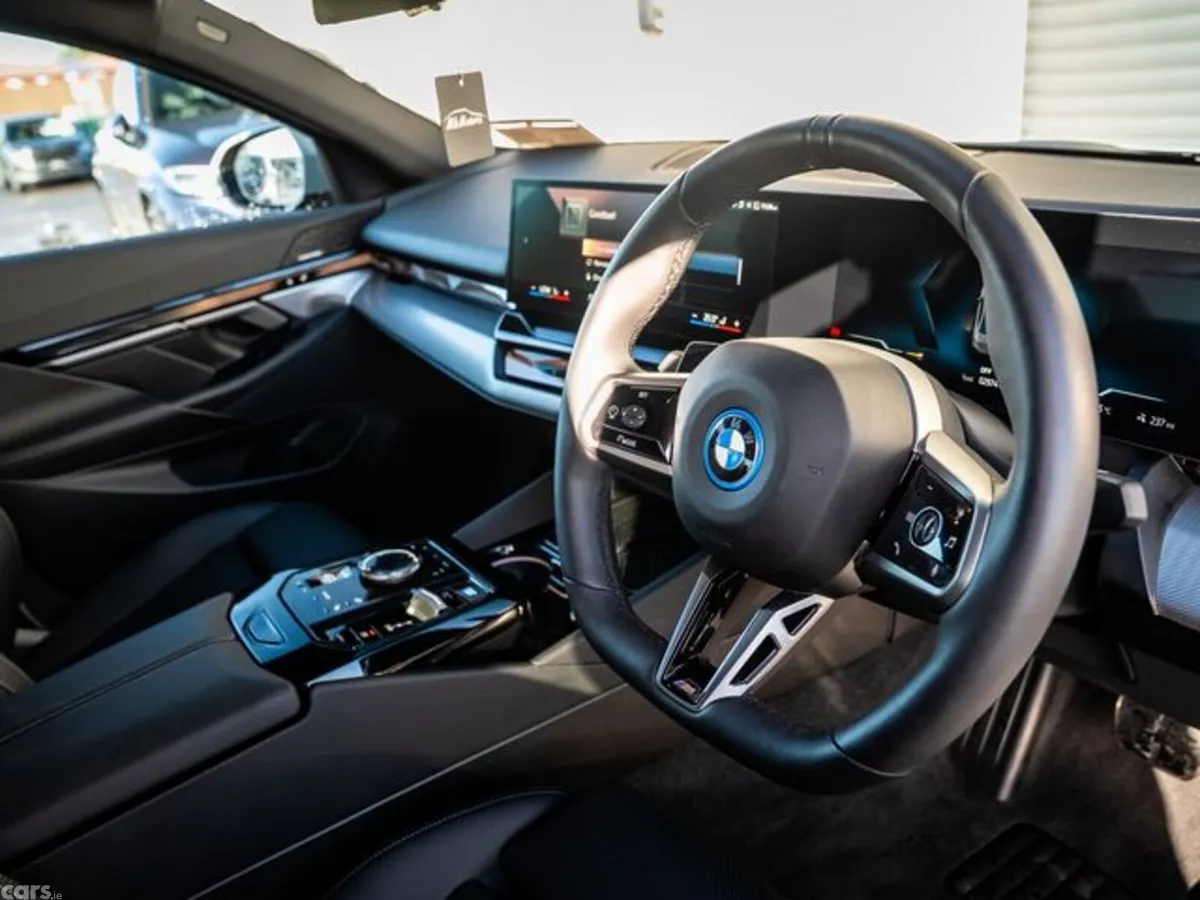 BMW i5 Saloon, Electric, 2025, Grey