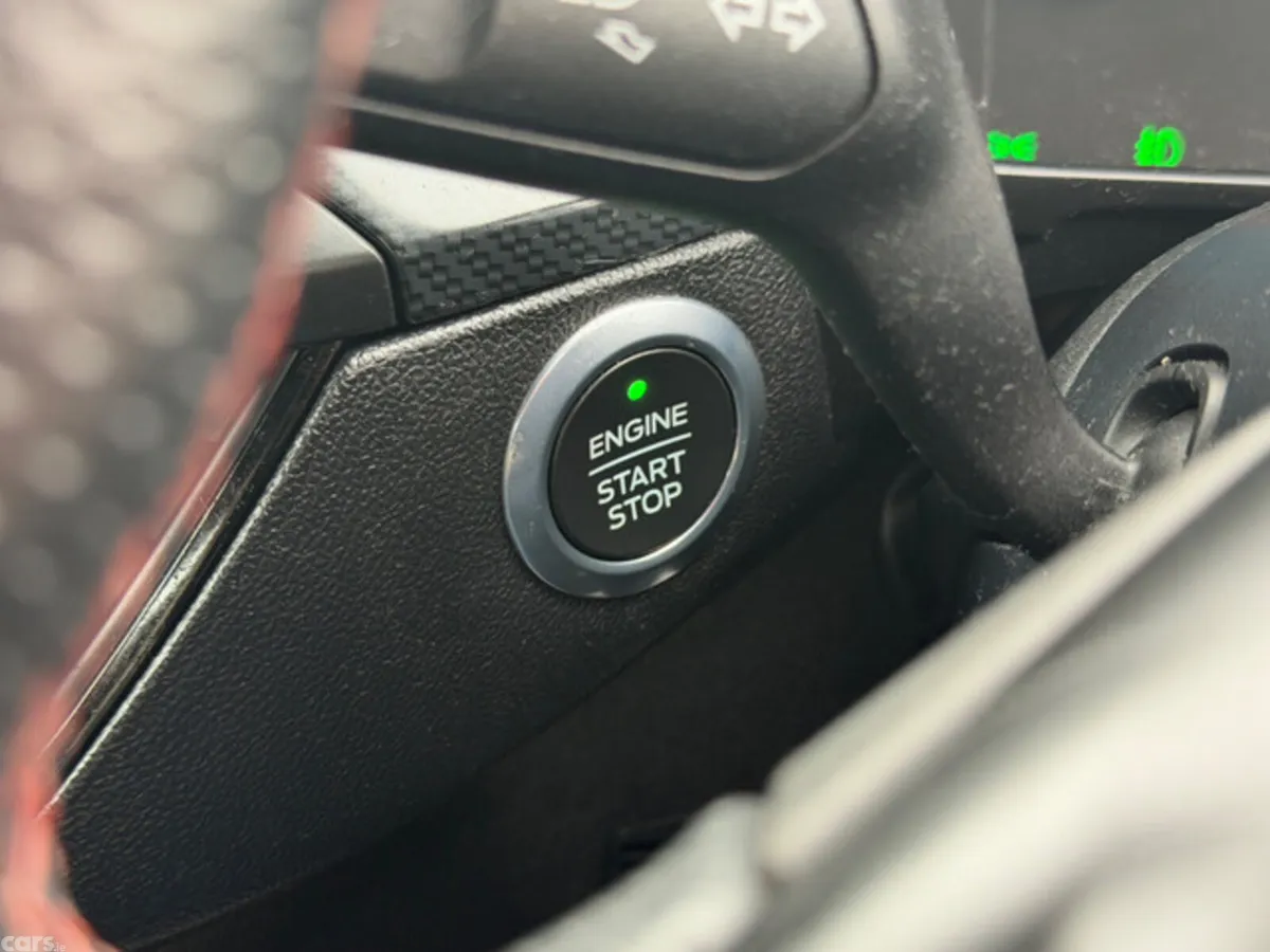 Ford Focus Hatchback, Diesel, 2020, Blue