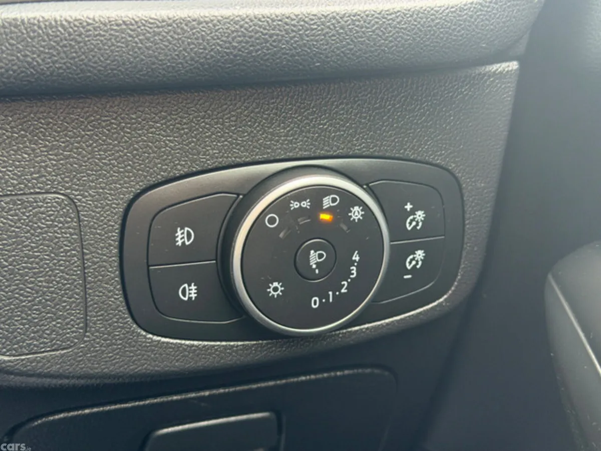 Ford Focus Hatchback, Diesel, 2020, Blue