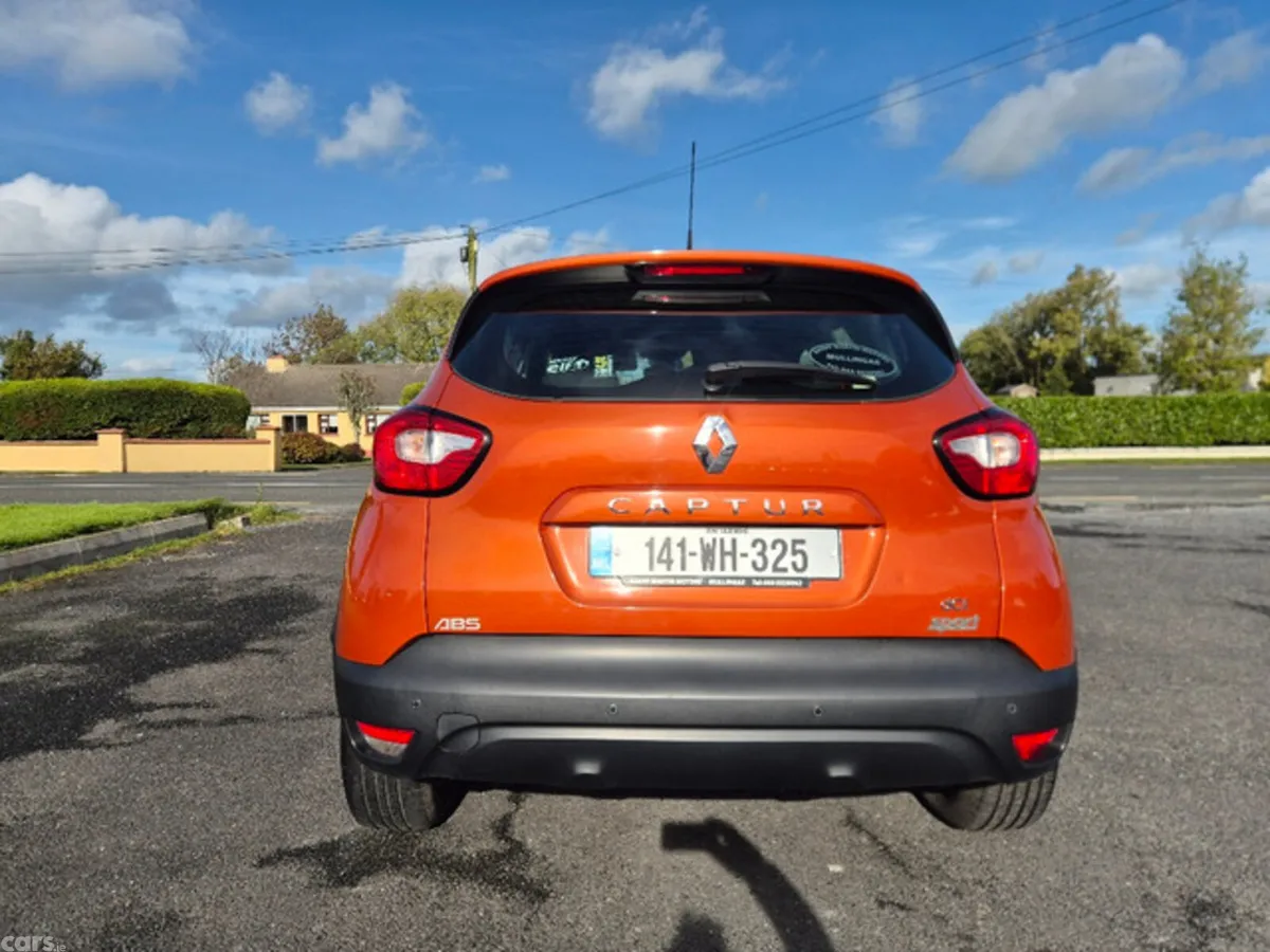 Renault Captur Hatchback, Diesel, 2014, Orange