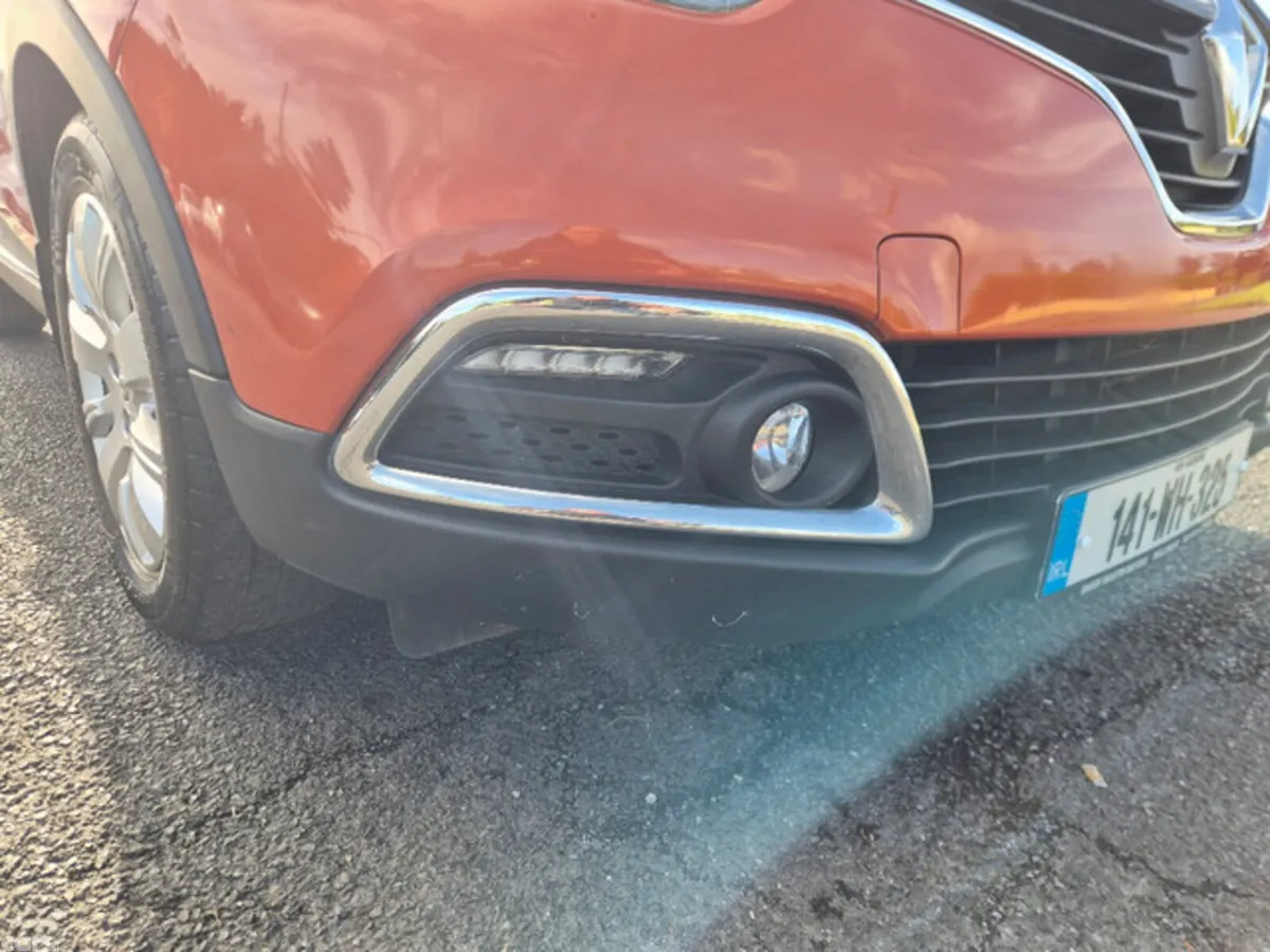 Renault Captur Hatchback, Diesel, 2014, Orange