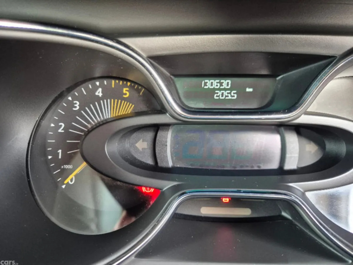 Renault Captur Hatchback, Diesel, 2014, Orange