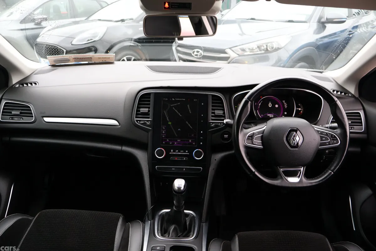 Renault Megane Saloon, Diesel, 2017, Silver